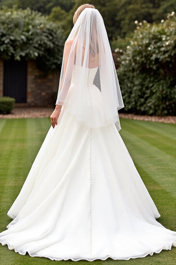 Stretch Satin Organza Elfenben En linje Axelbandslös Bröllopsklänning